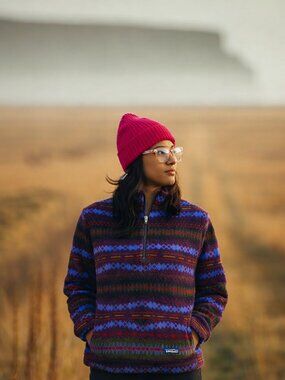 Patagonia Lightweight Synchilla Sweater in Sacajawea Blackberry Size XS Vintage